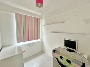 Photo 6- click for photo gallery